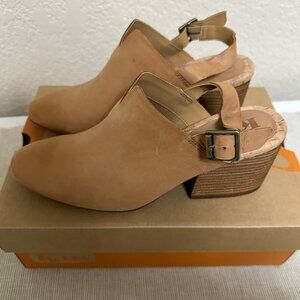 NEW IN BOX KORKS Leather Rayleigh Slingback Block Heel Clog Natural 8 39